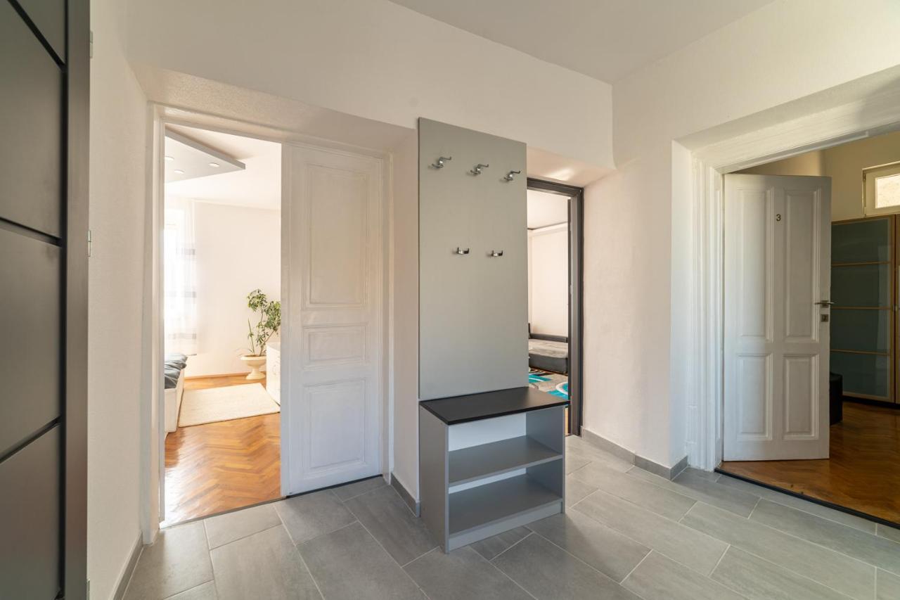 Ro-Land Vendeghaz Apartment Miskolc Luaran gambar