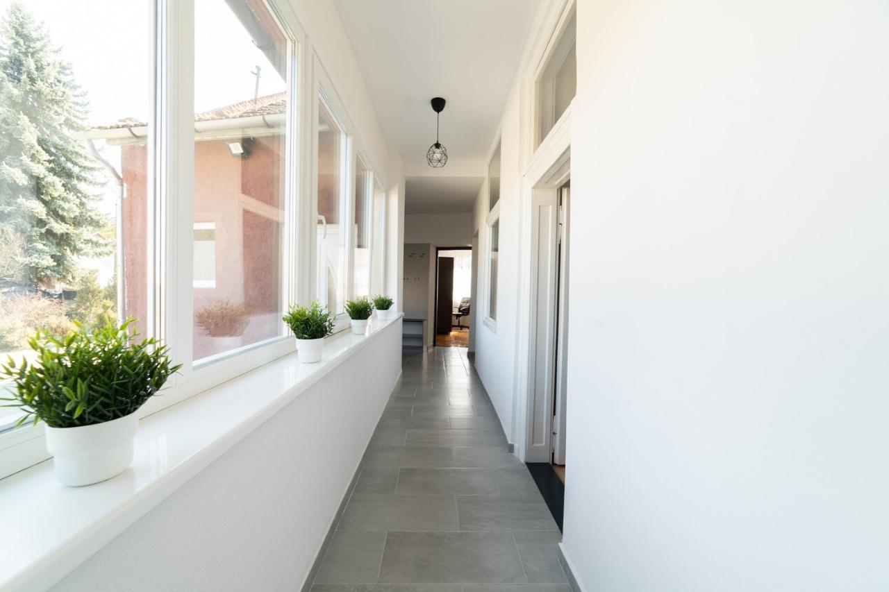 Ro-Land Vendeghaz Apartment Miskolc Luaran gambar