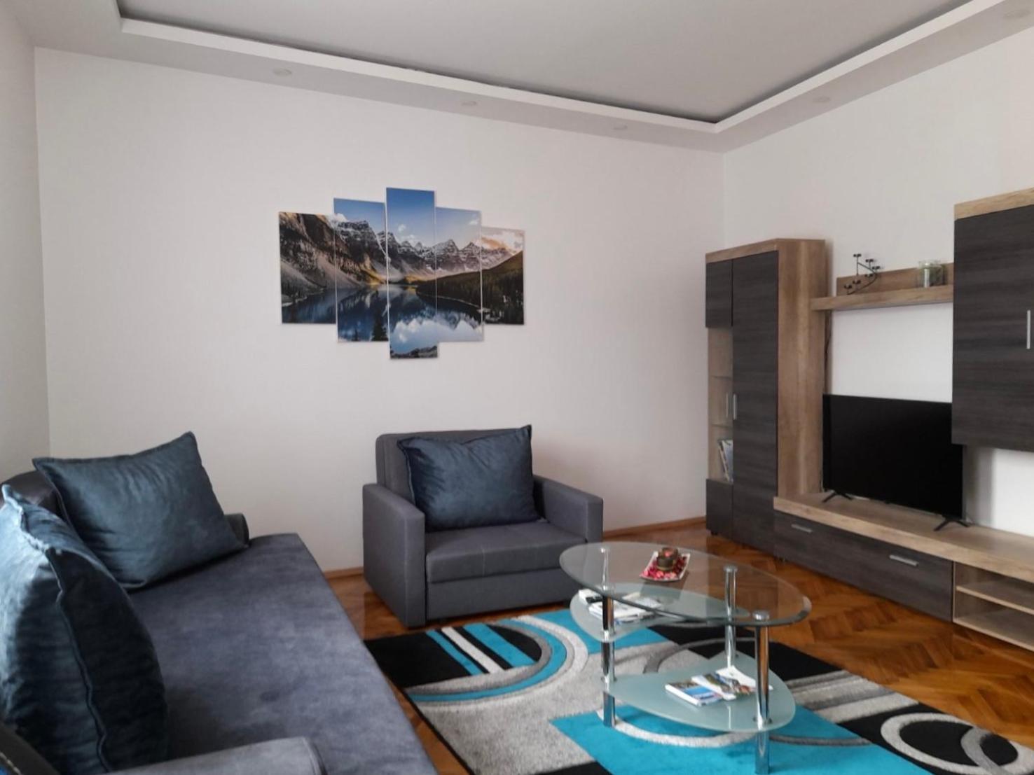 Ro-Land Vendeghaz Apartment Miskolc Luaran gambar